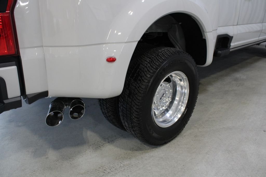 New 2026 Ford F350 Platinum AWD/4WD image 27