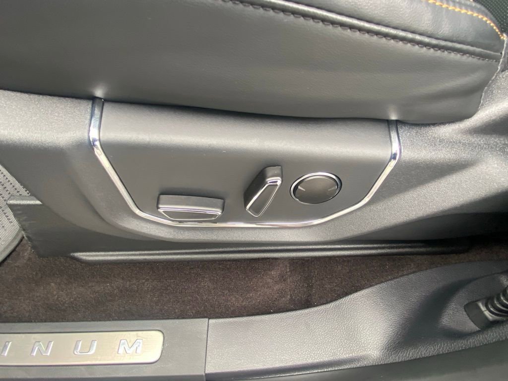 Certified 2023 Ford Expedition Platinum AWD/4WD image 10