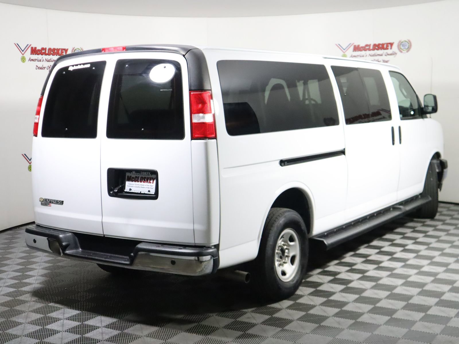 Used 2023 Chevrolet Express 3500 LT w/ LT Preferred Equipment Group image 5