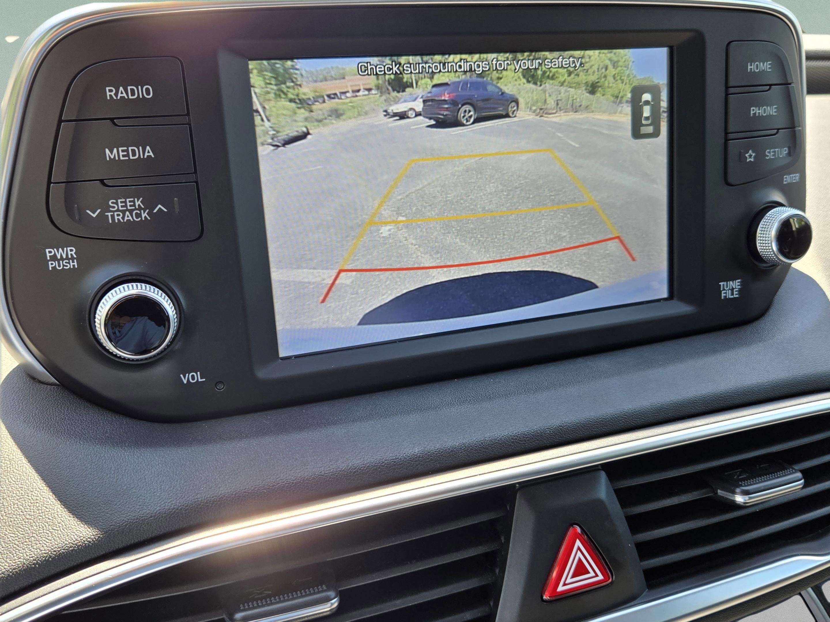 Used 2019 Hyundai Santa Fe SE FWD image 9