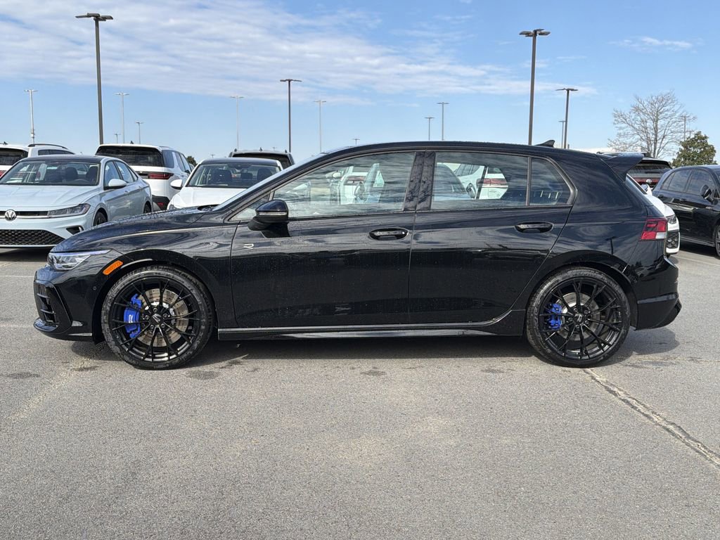 New 2026 Volkswagen Golf image 2