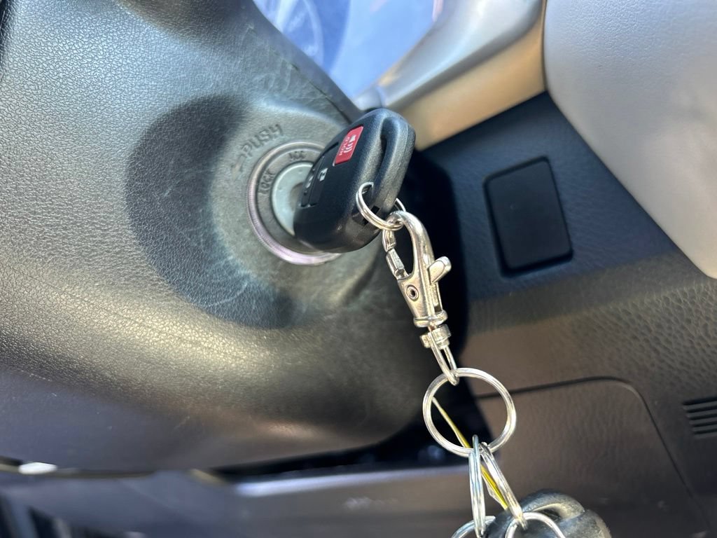 Used 2015 Toyota RAV4 XLE AWD/4WD image 24