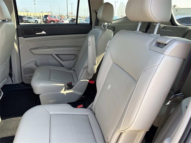Used 2022 Volkswagen Atlas SEL image 15