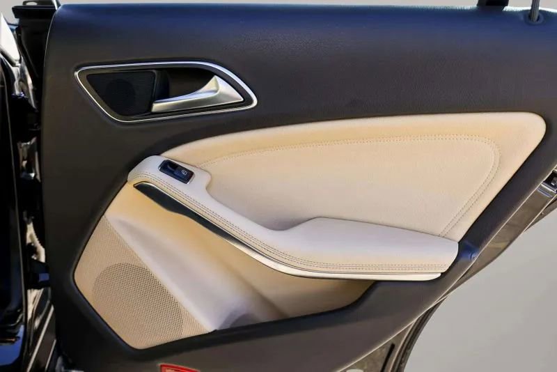 Used 2019 Mercedes-Benz CLA 250 image 30