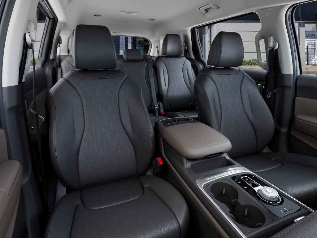 New 2026 Kia Carnival LXS FWD image 18