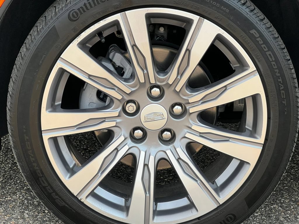 Certified 2023 Cadillac XT4 Premium Luxury w/ Cold Weather Package AWD/4WD image 7