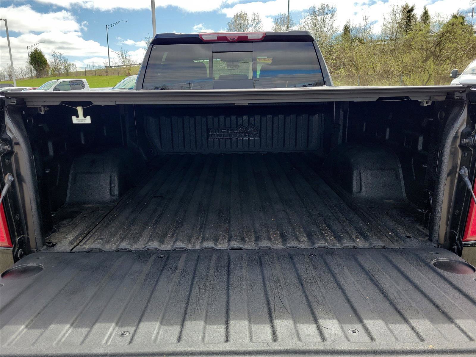 Used 2024 Chevrolet Silverado 1500 High Country w/ High Country Premium Package image 7