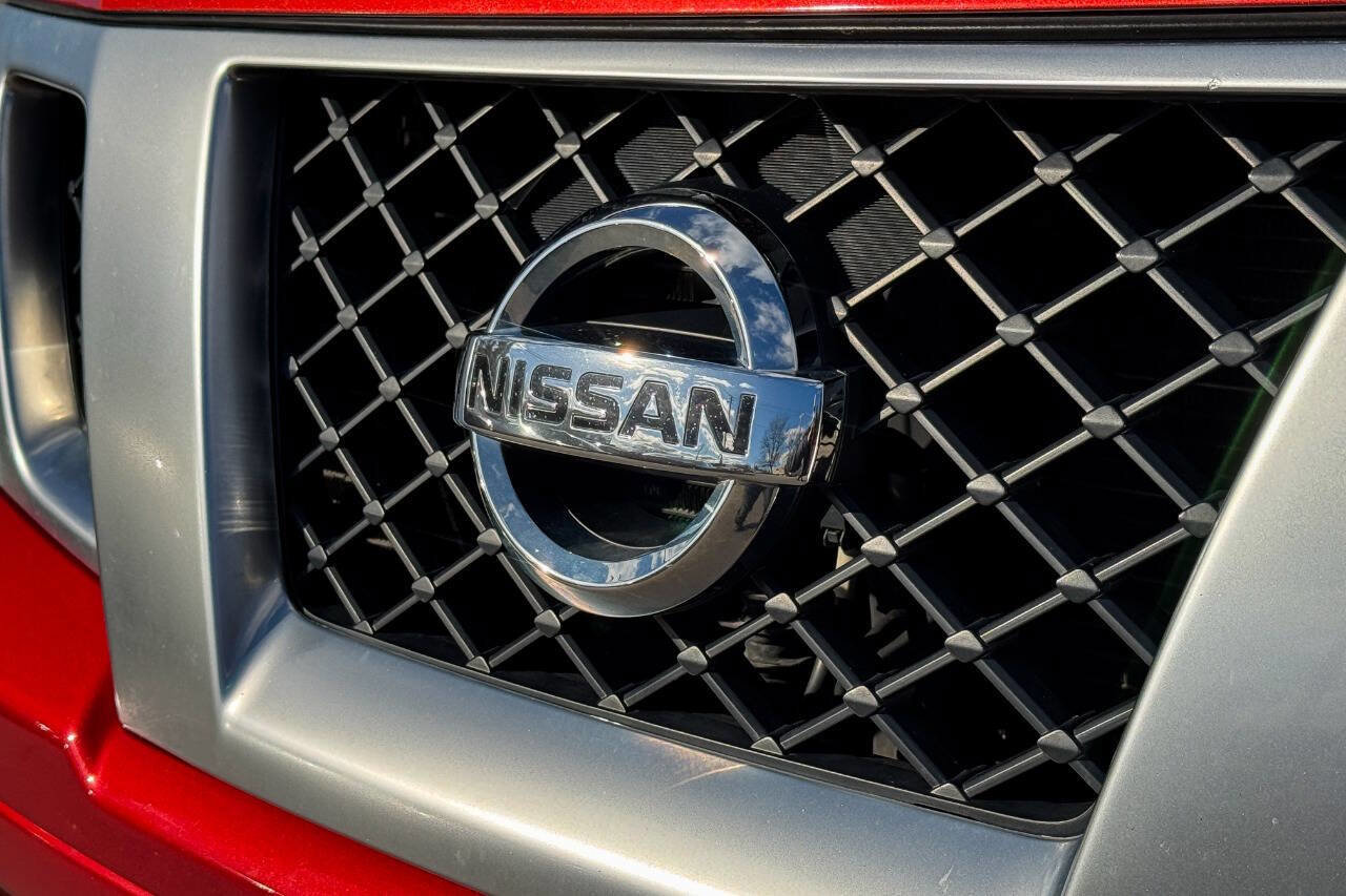 Used 2018 Nissan Frontier PRO-4X image 8