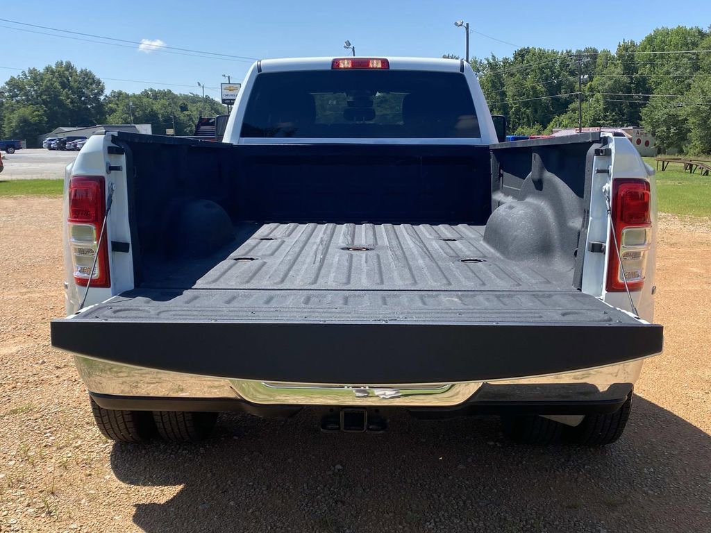 Used 2024 RAM 3500 Big Horn image 8
