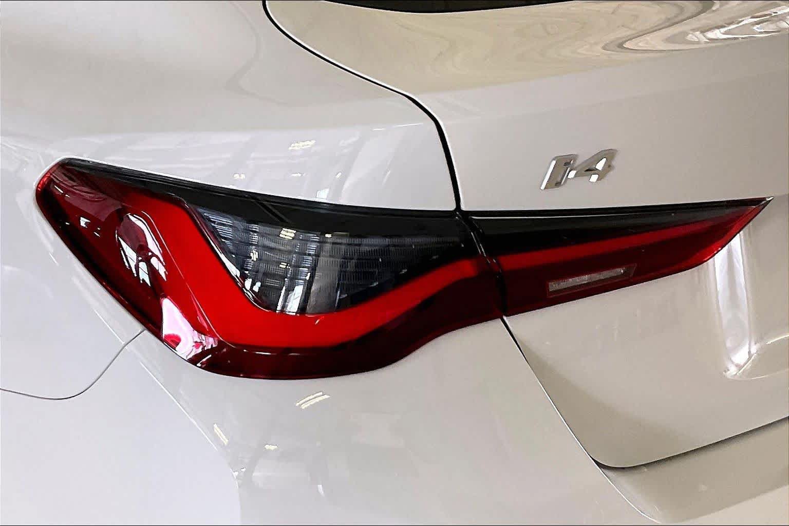 New 2026 BMW i4 xDrive40i AWD/4WD image 14