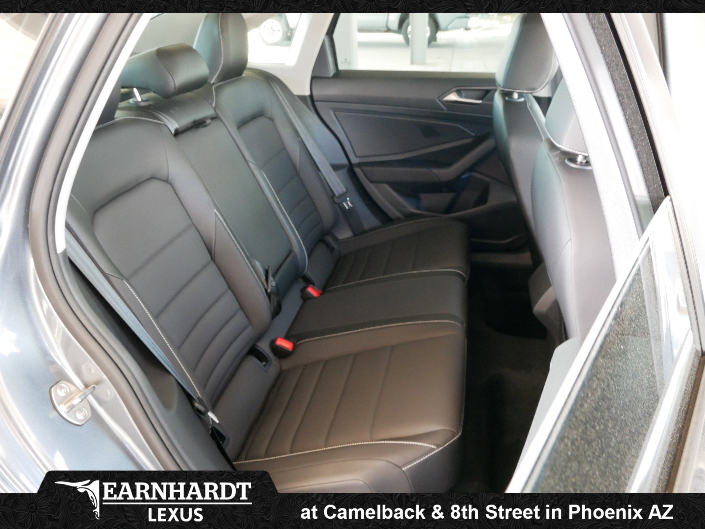 Used 2024 Volkswagen Jetta SE w/ Panoramic Sunroof Package image 14