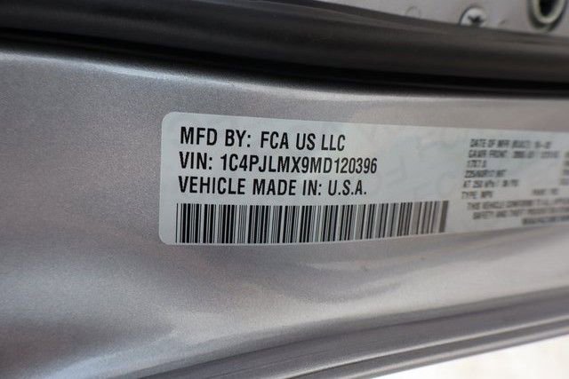 Used 2021 Jeep Cherokee Latitude Lux FWD image 43