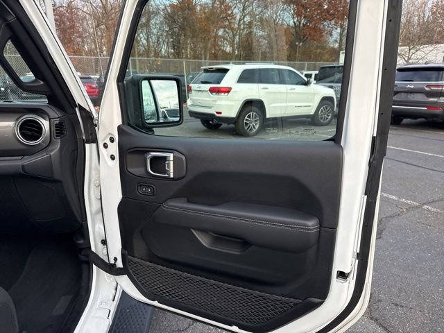 Used 2022 Jeep Wrangler Unlimited Sahara w/ LED Lighting Group image 33