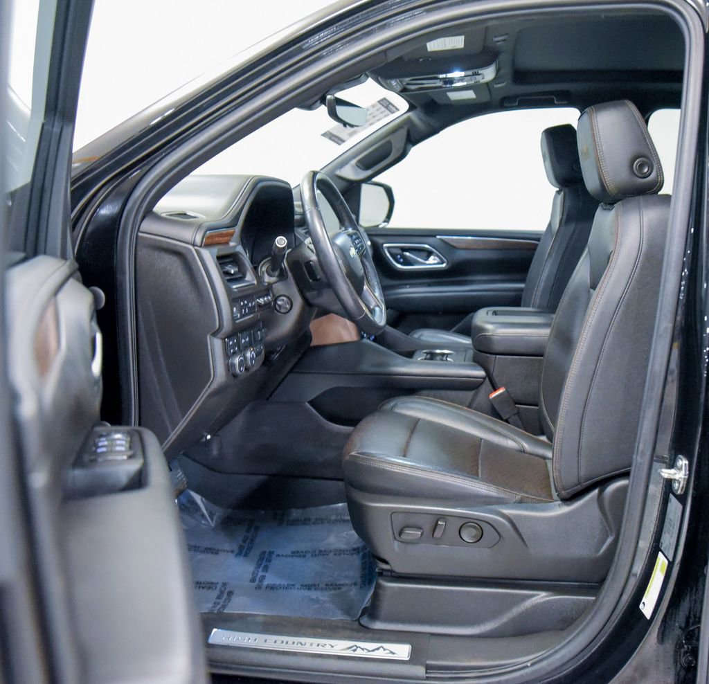 Used 2021 Chevrolet Suburban High Country AWD/4WD image 7