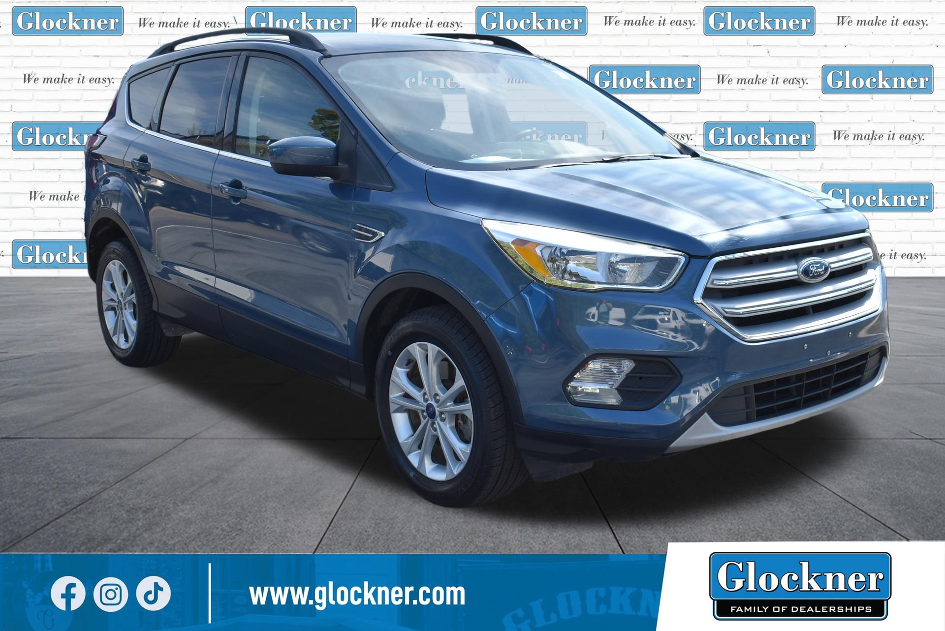 Used 2018 Ford Escape SE w/ SE Sync 3 Package AWD/4WD image 19