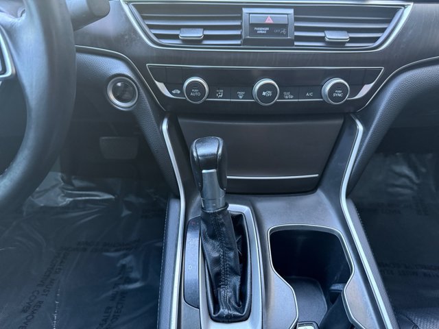 Used 2018 Honda Accord Touring image 15