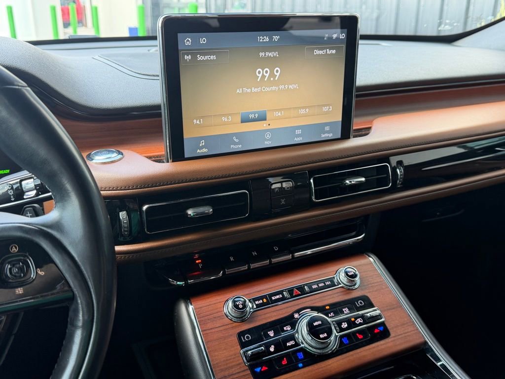 Used 2020 Lincoln Aviator Grand Touring w/ Elements Package Plus AWD/4WD image 11