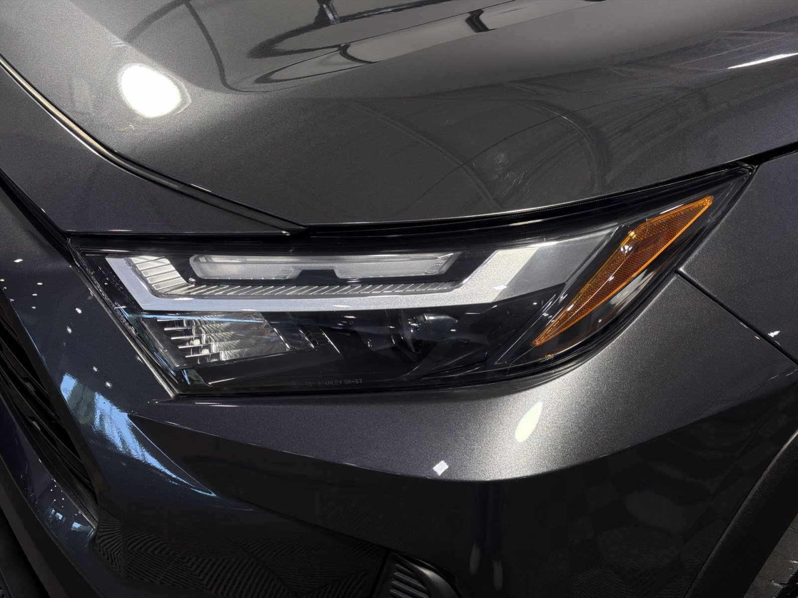Used 2023 Toyota RAV4 LE AWD/4WD image 13