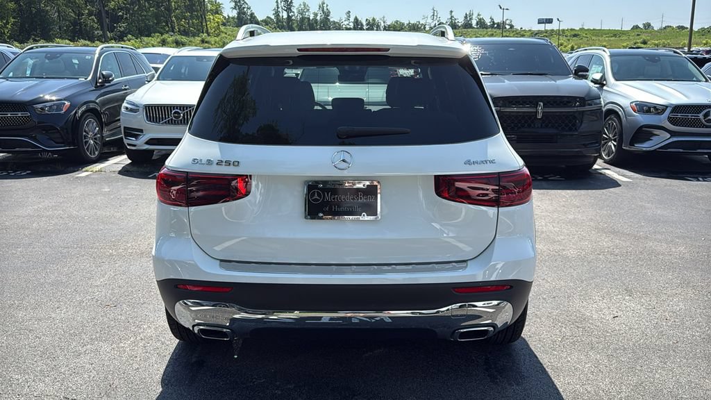 Certified 2026 Mercedes-Benz GLB 250 4MATIC image 4