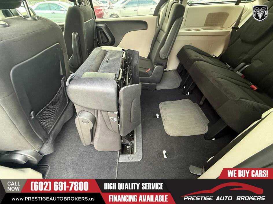 Used 2016 Dodge Grand Caravan SE w/ Quick Order Package 29E SE FWD image 26