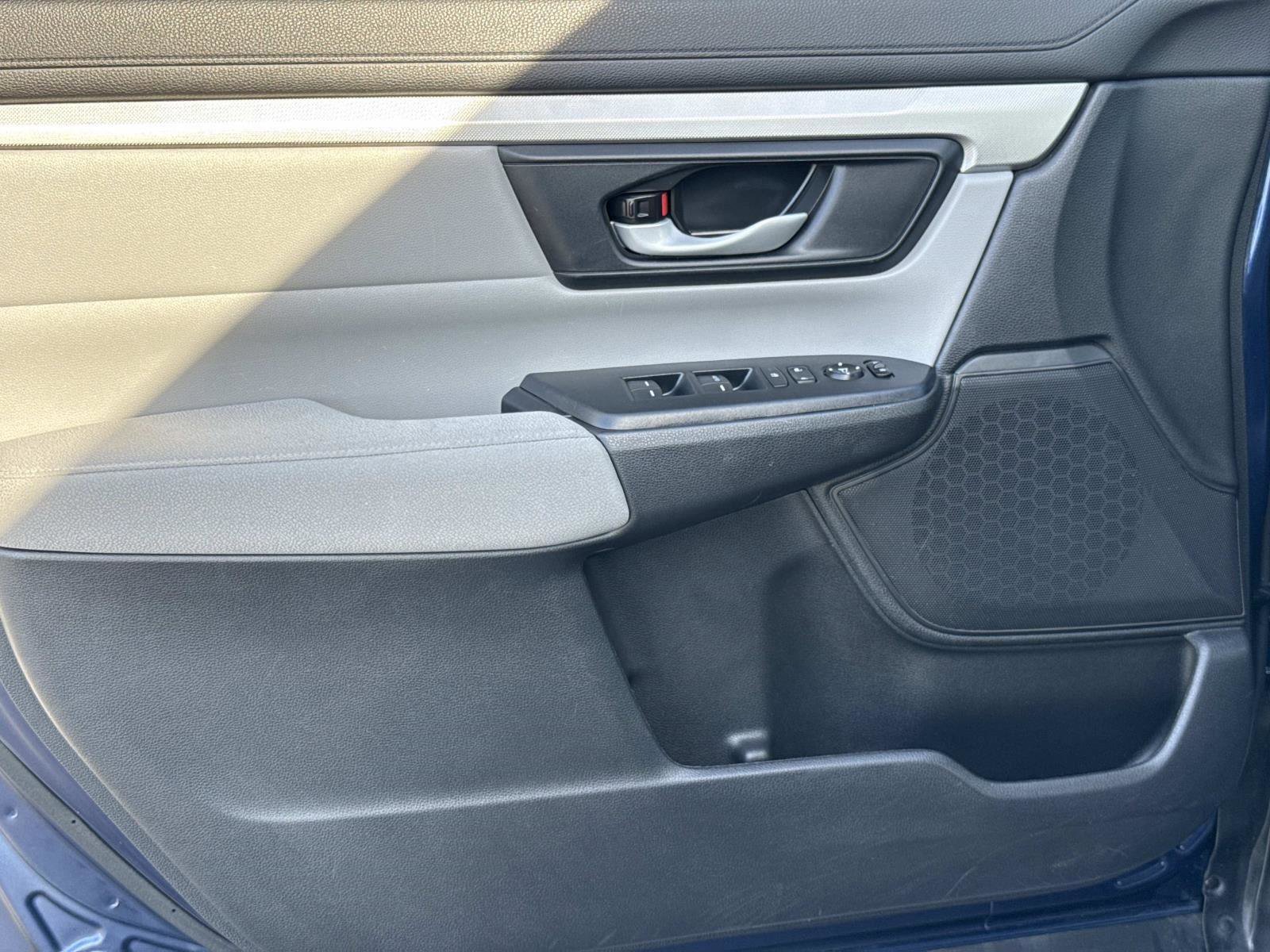 Used 2020 Honda CR-V LX image 15