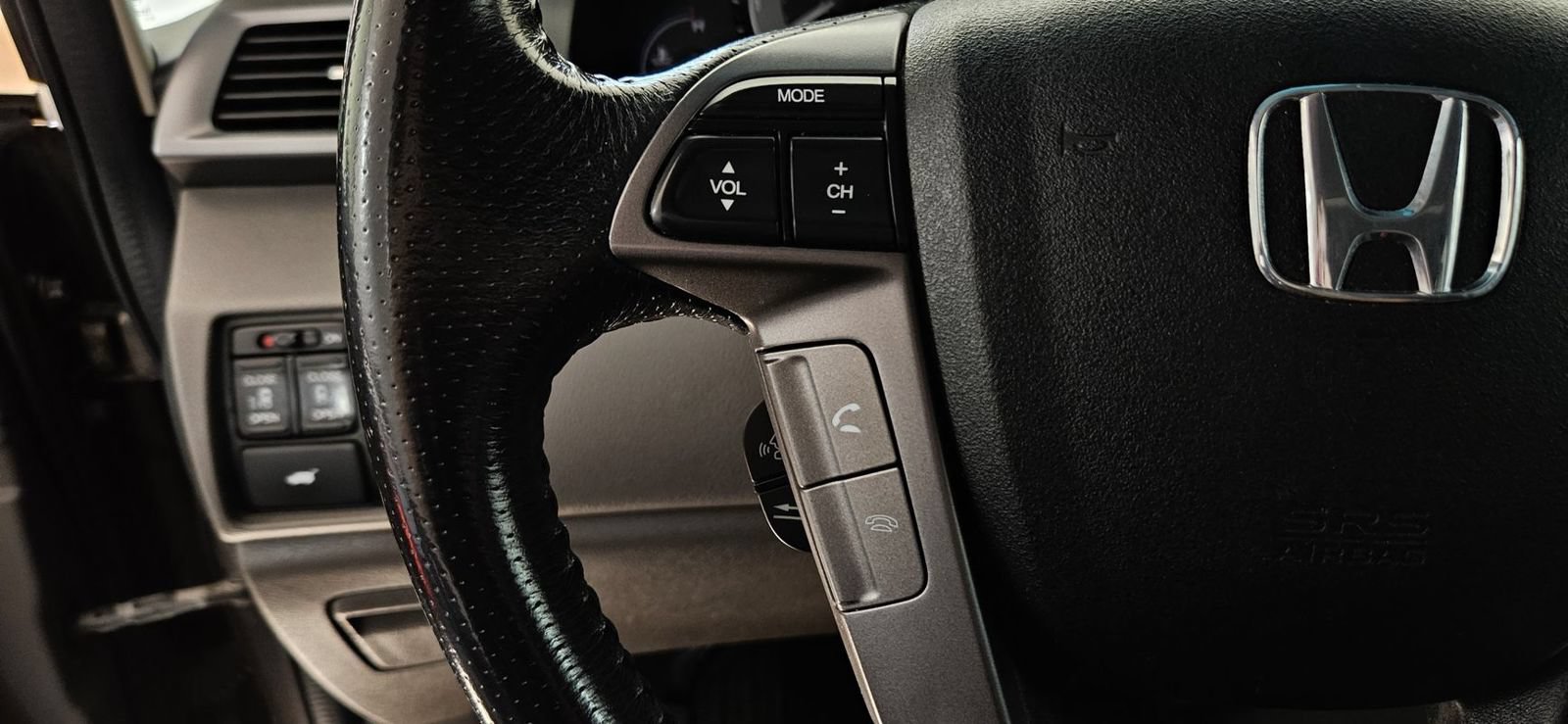 Used 2011 Honda Odyssey EX-L image 11