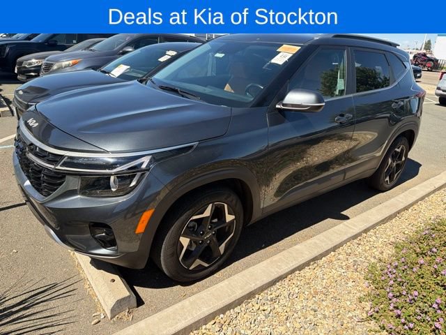 Certified 2024 Kia Seltos EX FWD image 1