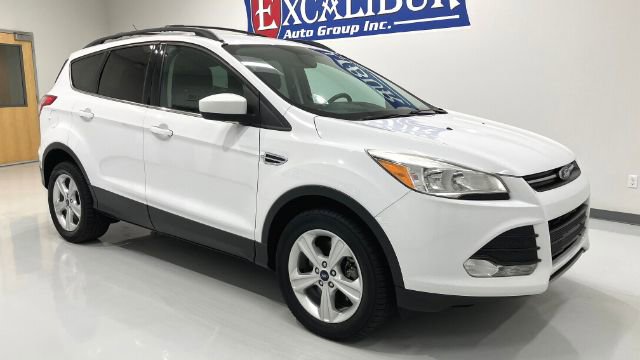 Used 2016 Ford Escape SE w/ Equipment Group 201A AWD/4WD image 2