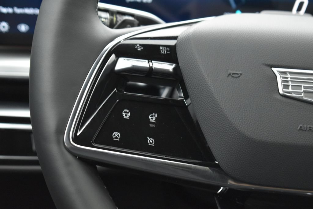 New 2026 Cadillac Lyriq Signature Sport w/ LPO, Floor Liner Package AWD/4WD image 13