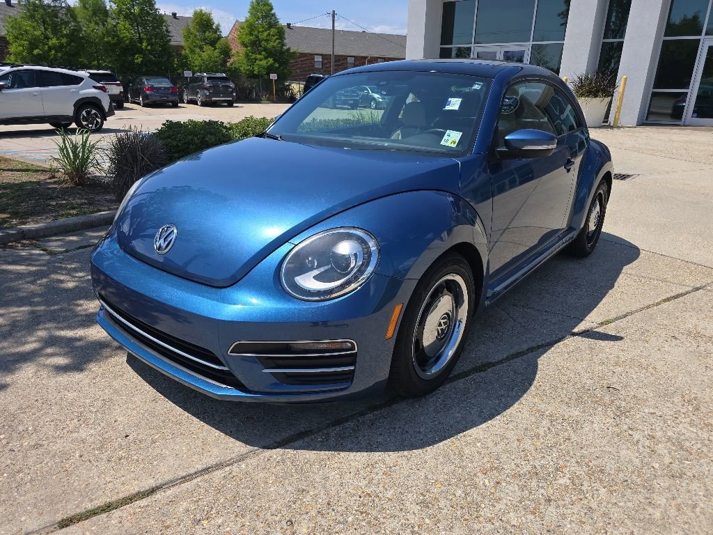 Used 2018 Volkswagen Beetle 2.0T FWD image 13