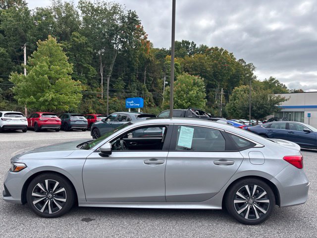 Used 2024 Honda Civic EX image 3