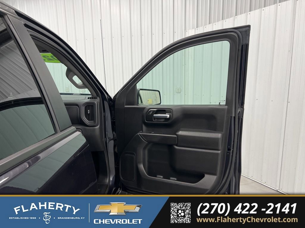 Used 2023 Chevrolet Silverado 1500 Custom image 14