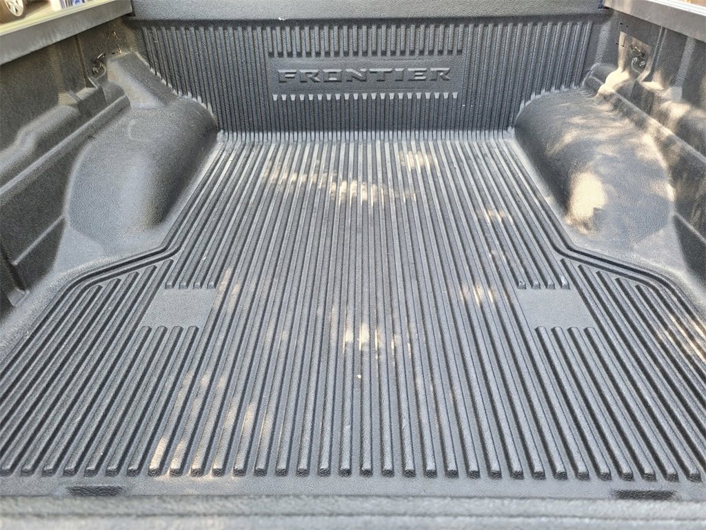 Used 2023 Nissan Frontier SV image 23