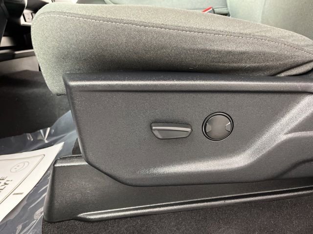 Used 2023 Ford F150 XLT image 38
