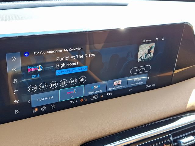 New 2025 Nissan Armada SL w/ Captain's Chari Seat Package image 14