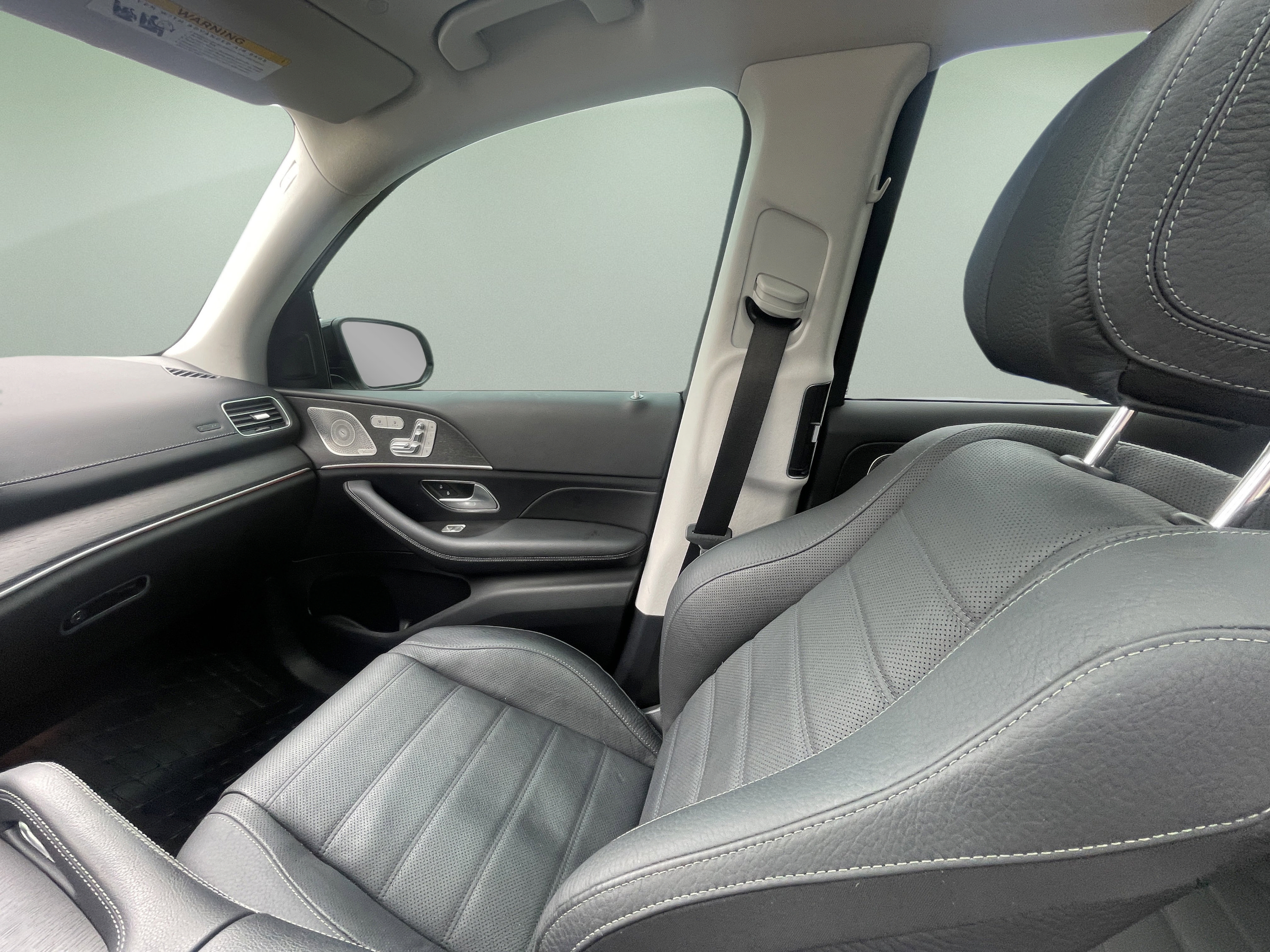 Used 2023 Mercedes-Benz GLS 580 4MATIC image 31