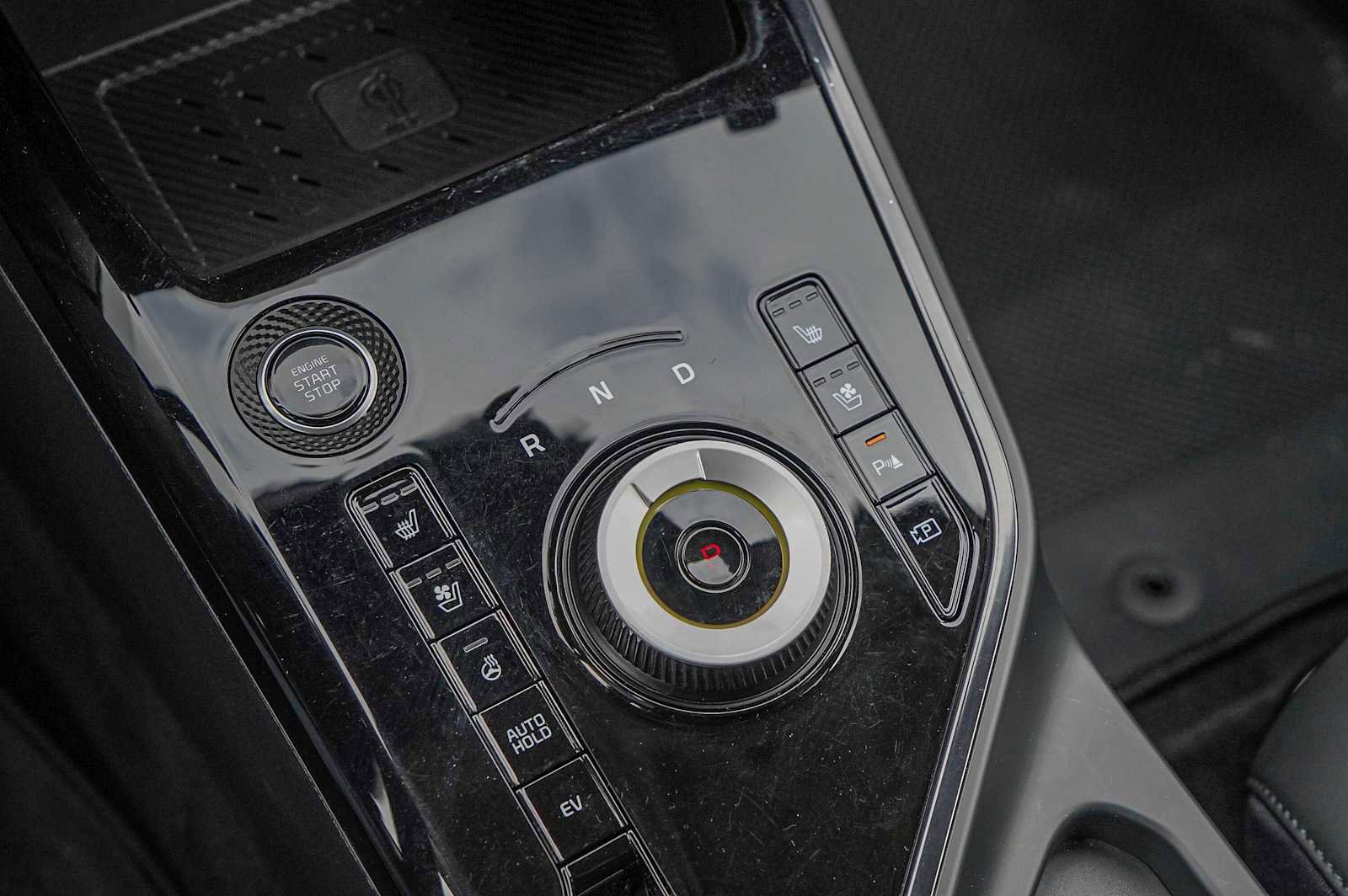 Certified 2024 Kia Niro SX Touring image 22