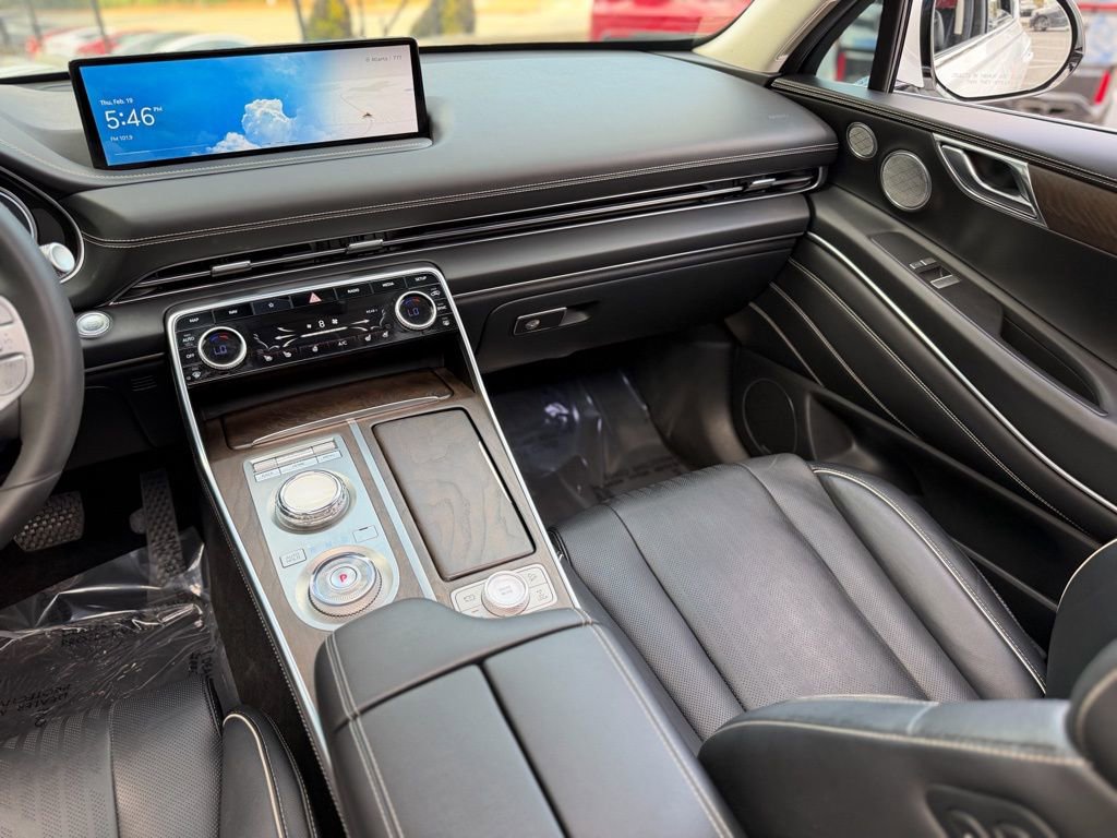 Used 2023 Genesis GV80 3.5T w/ Advanced Package image 40