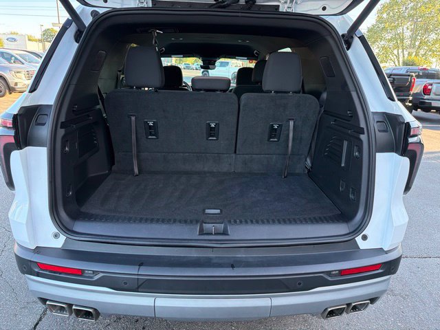 Certified 2026 Chevrolet Traverse LT w/ Driver Confidence Package FWD image 26