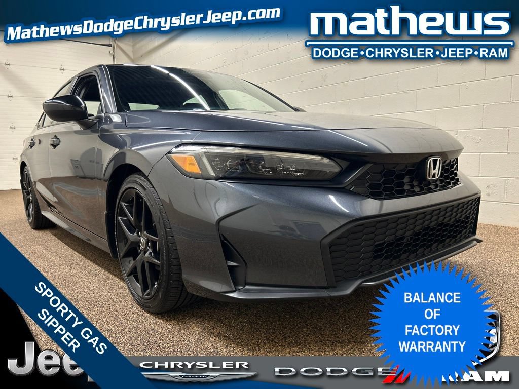 Used 2025 Honda Civic Sport image 1