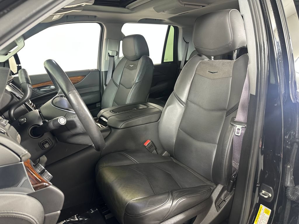 Used 2015 Cadillac Escalade Premium AWD/4WD image 14