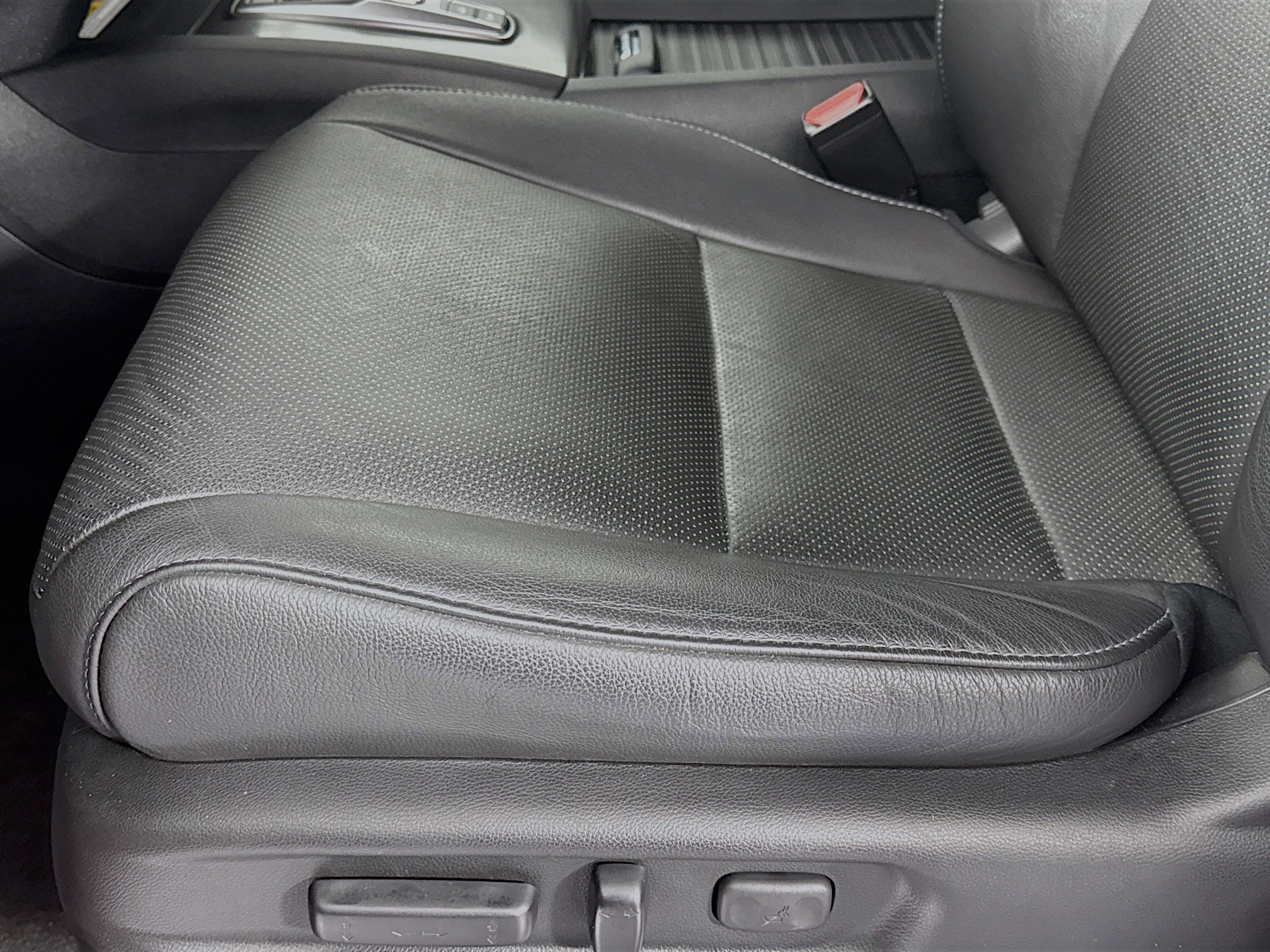 Certified 2023 Honda Passport EX-L image 18