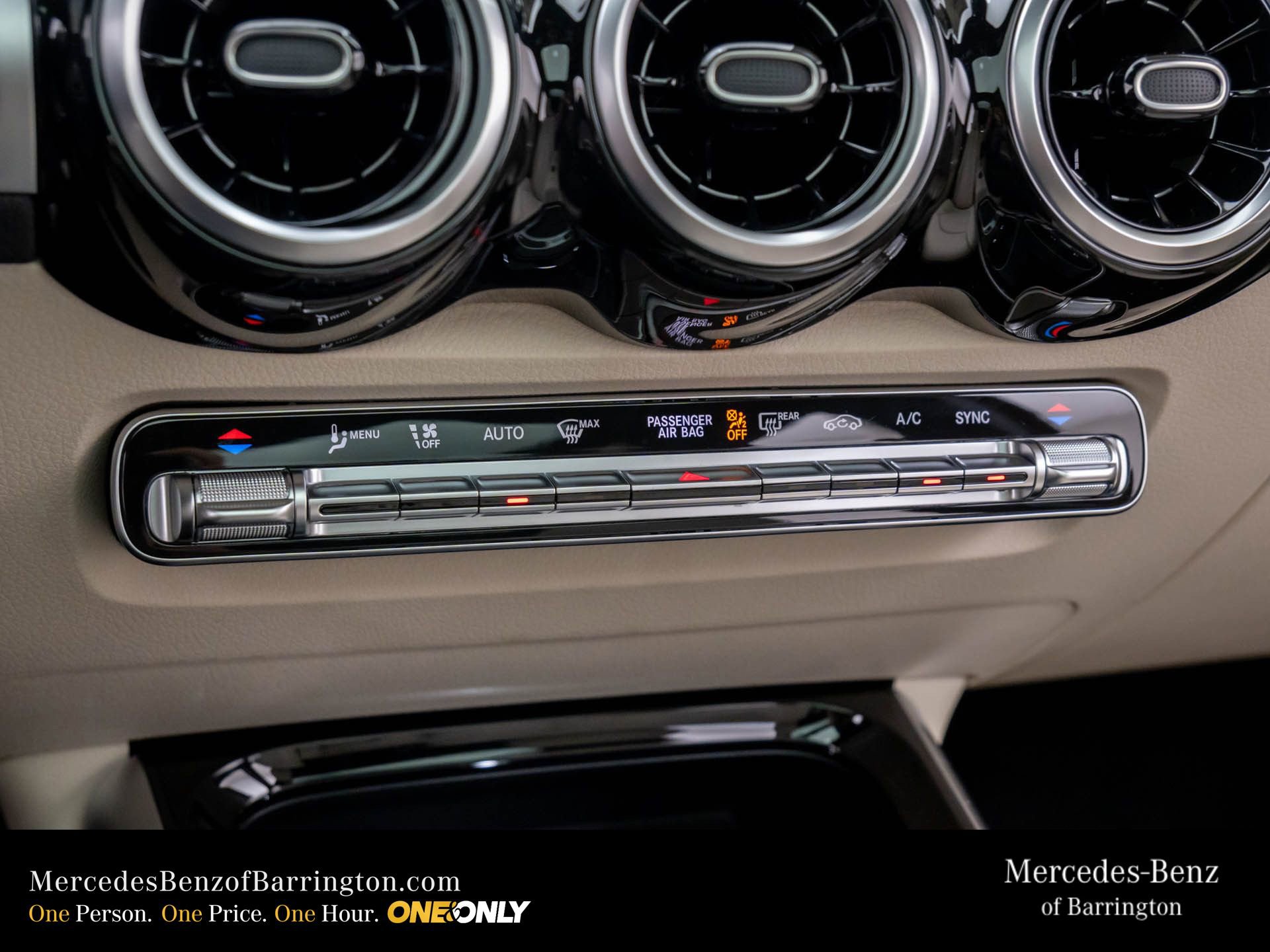 New 2026 Mercedes-Benz GLB 250 4MATIC image 28