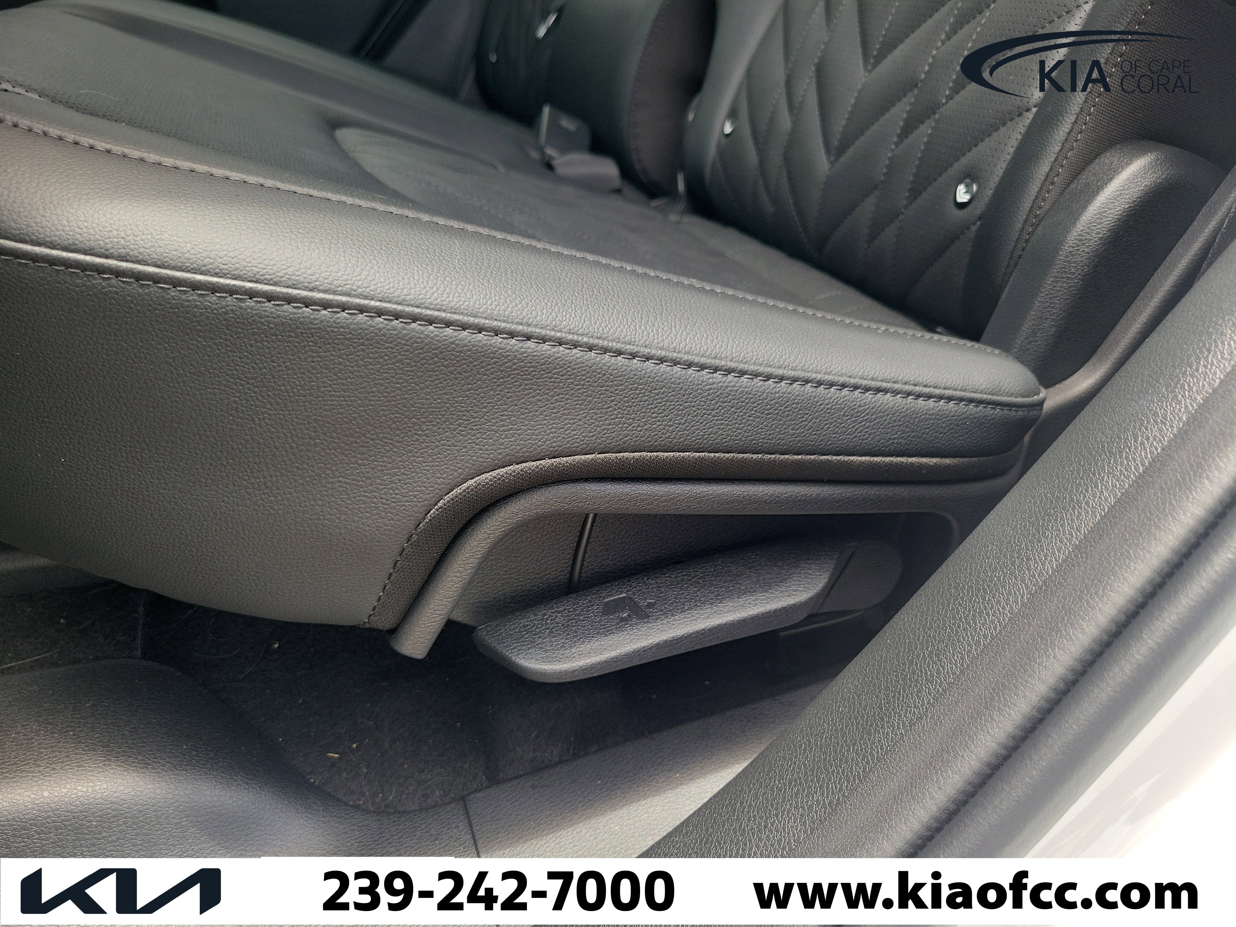 Certified 2024 Kia Sportage X-Pro AWD/4WD image 15