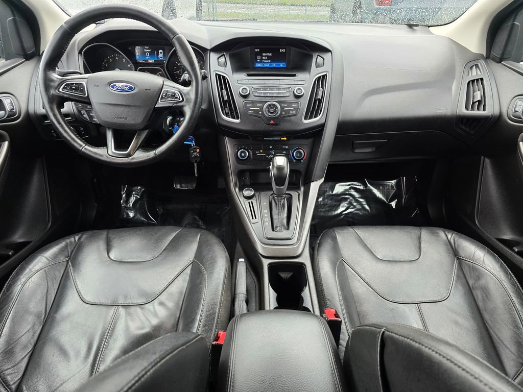 Used 2016 Ford Focus SE w/ Equipment Group 201A image 12