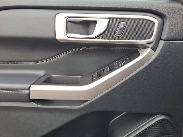 Certified 2023 Ford Explorer XLT image 13