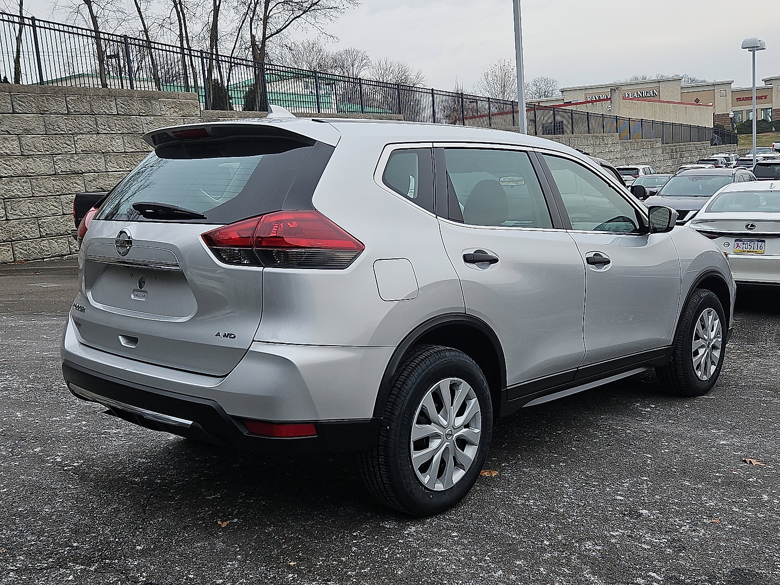 Certified 2019 Nissan Rogue S image 6