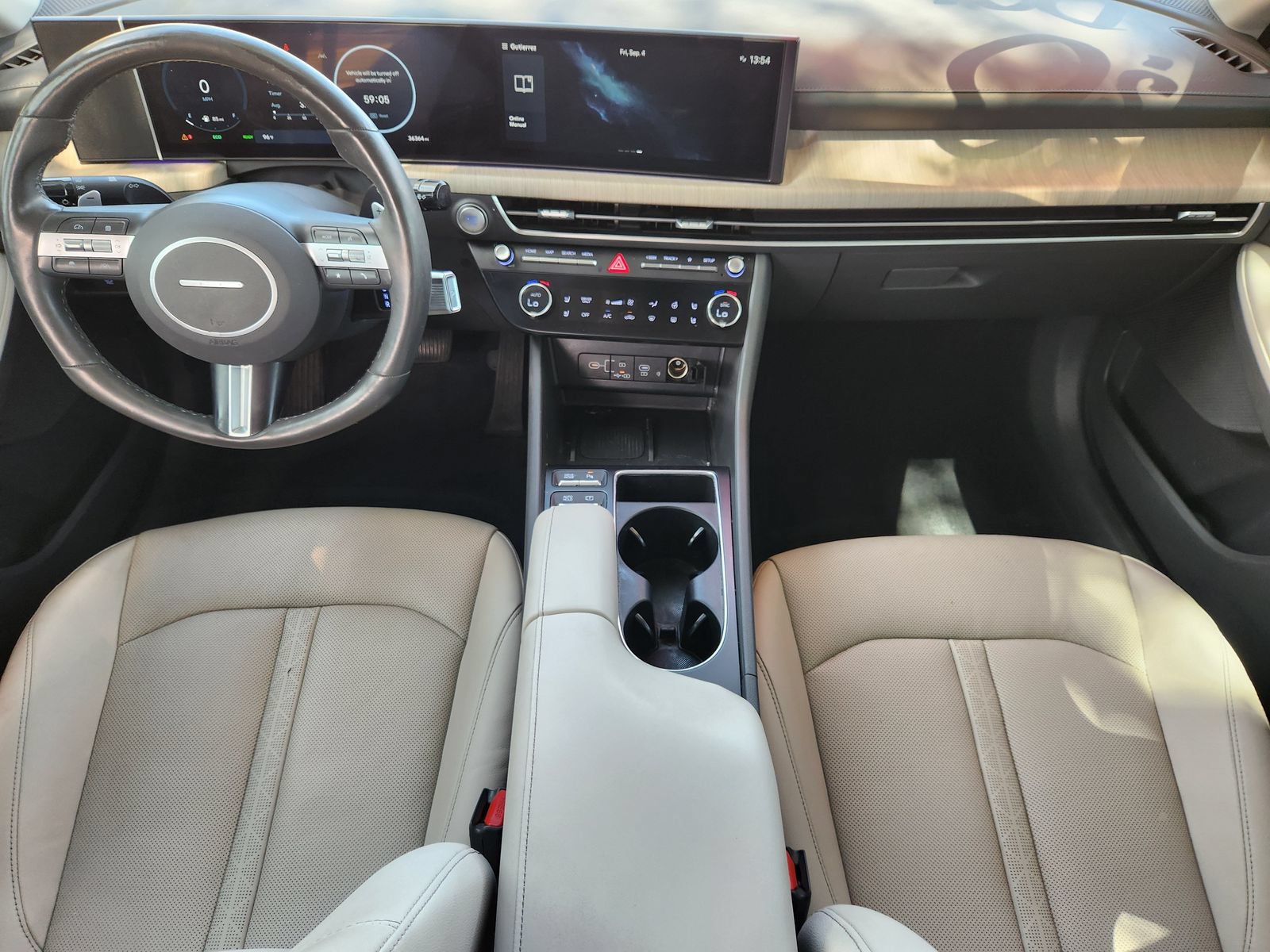 Used 2025 Hyundai Sonata Limited FWD image 35
