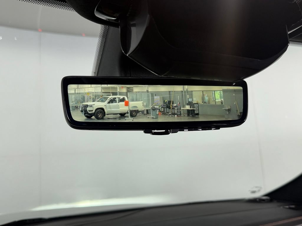 Used 2024 Jeep Grand Cherokee Summit AWD/4WD image 17