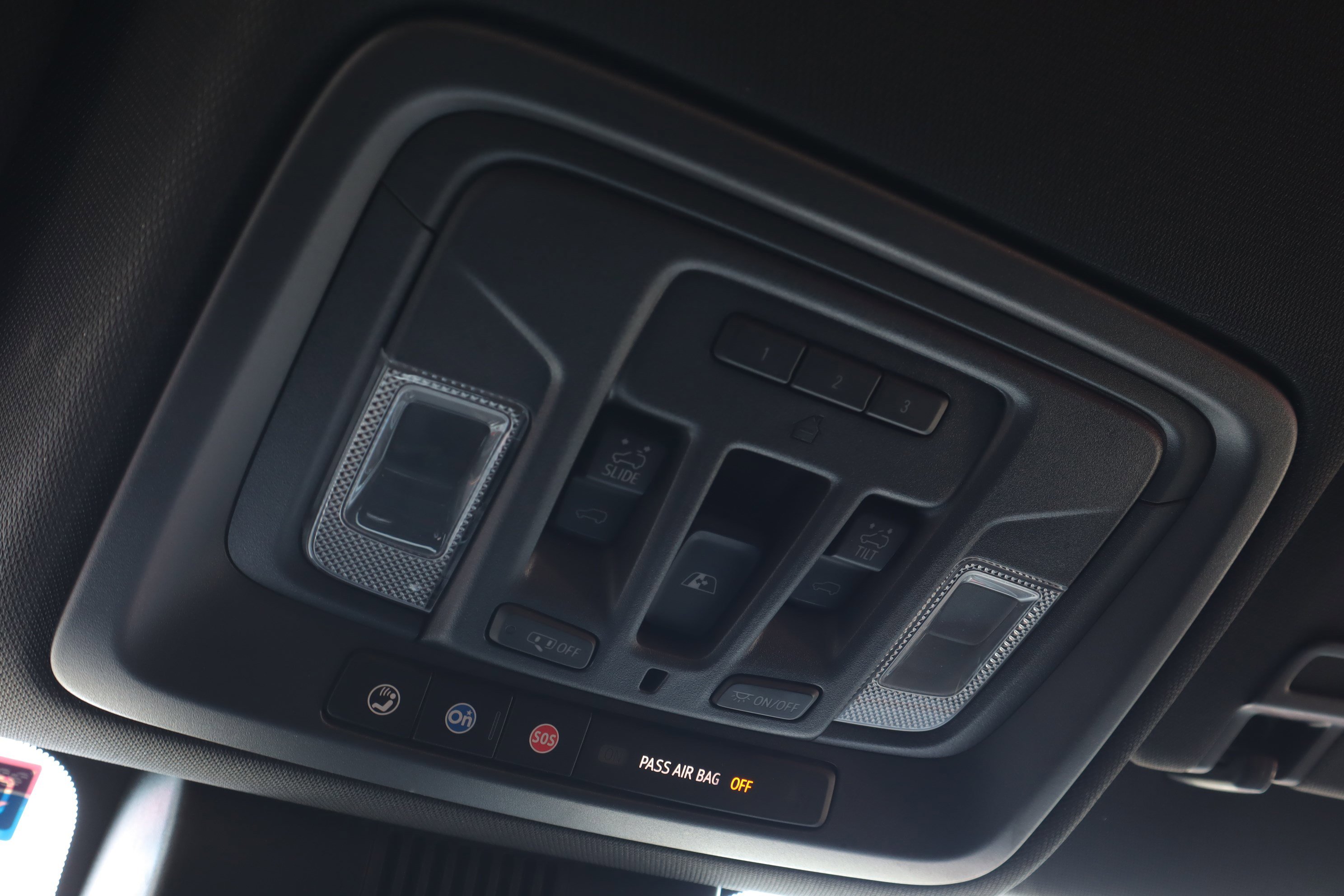 Used 2024 GMC Sierra 1500 AT4 w/ Technology Package image 26